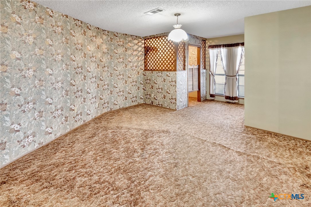 10957 Highway 77 Schulenburg, TX 78956 - Photo 16 of 35