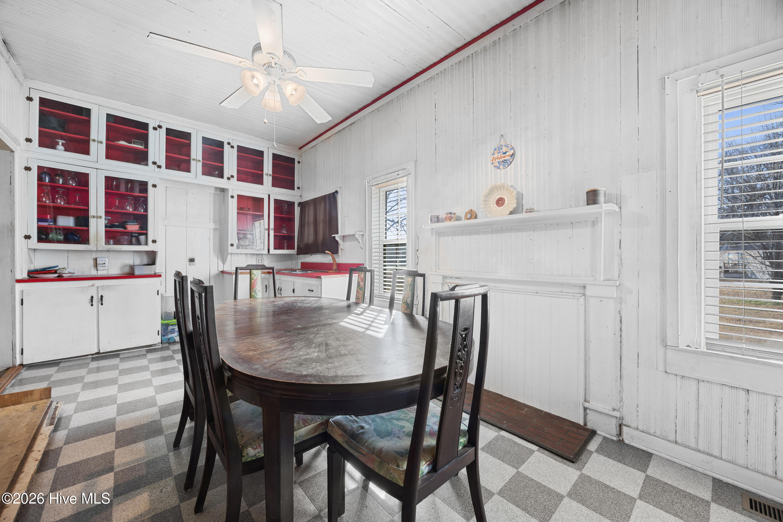 130 M J Johnson Road Turkey, NC 28393 - Photo 10 of 24 38_dining area