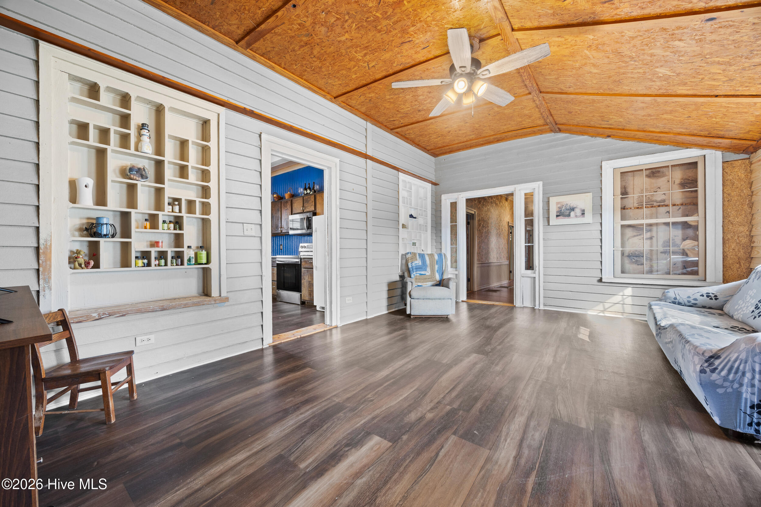 130 M J Johnson Road Turkey, NC 28393 - Photo 11 of 24 33_family room