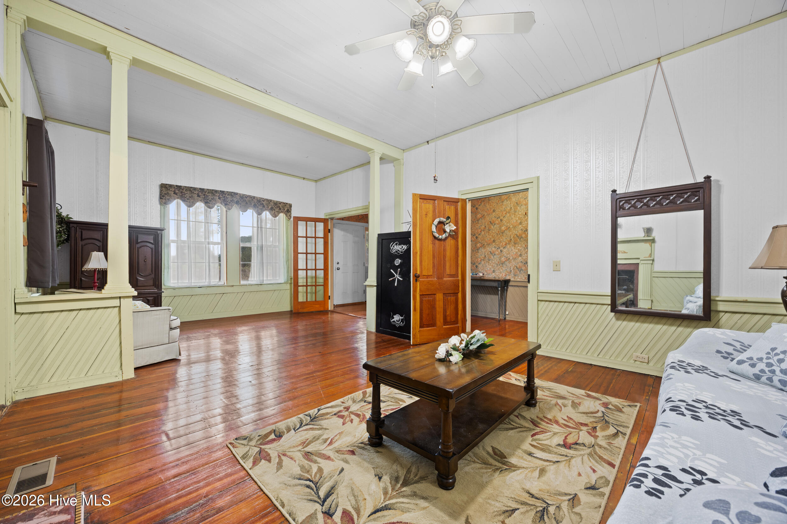 130 M J Johnson Road Turkey, NC 28393 - Photo 8 of 24 living area