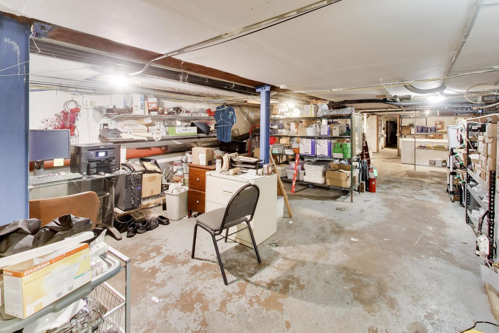2114 West Roscoe Street Chicago, IL 60618 - Photo 20 of 21