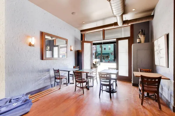 $1,195,000 | 2114 West Roscoe Street, Chicago, IL 60618