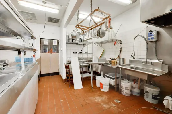 $1,195,000 | 2114 West Roscoe Street, Chicago, IL 60618