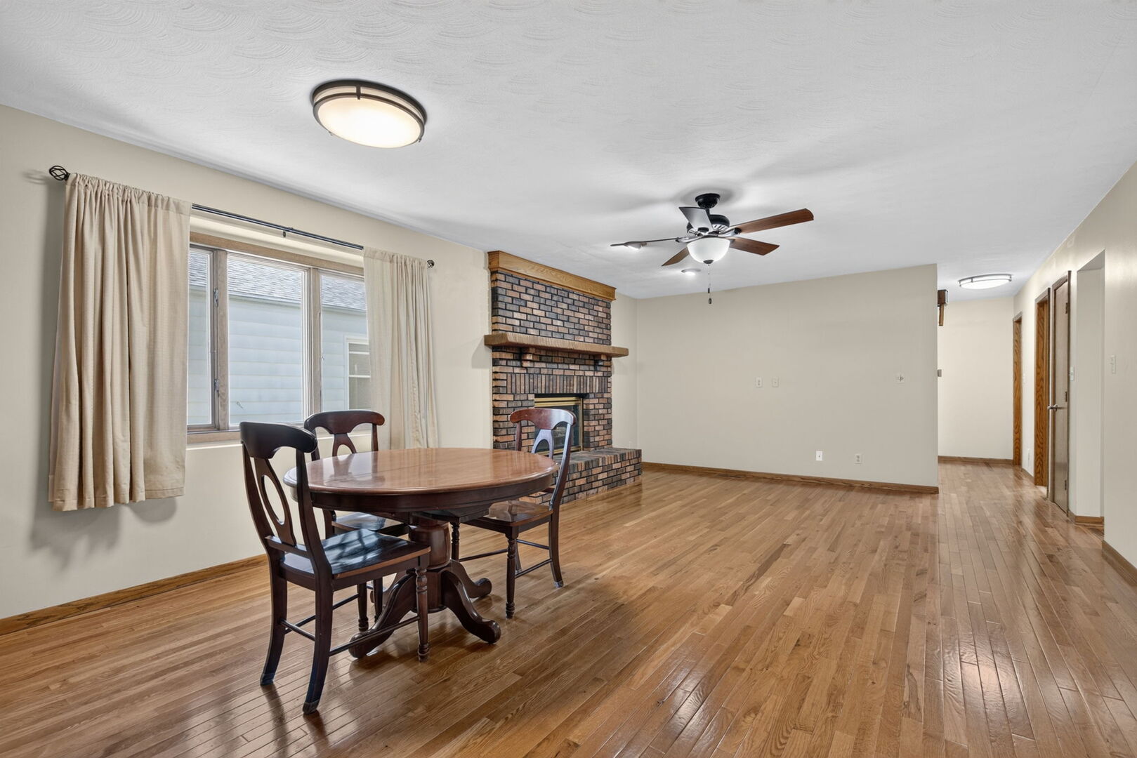 413 Price Street Morris, IL 60450 - Photo 6 of 25