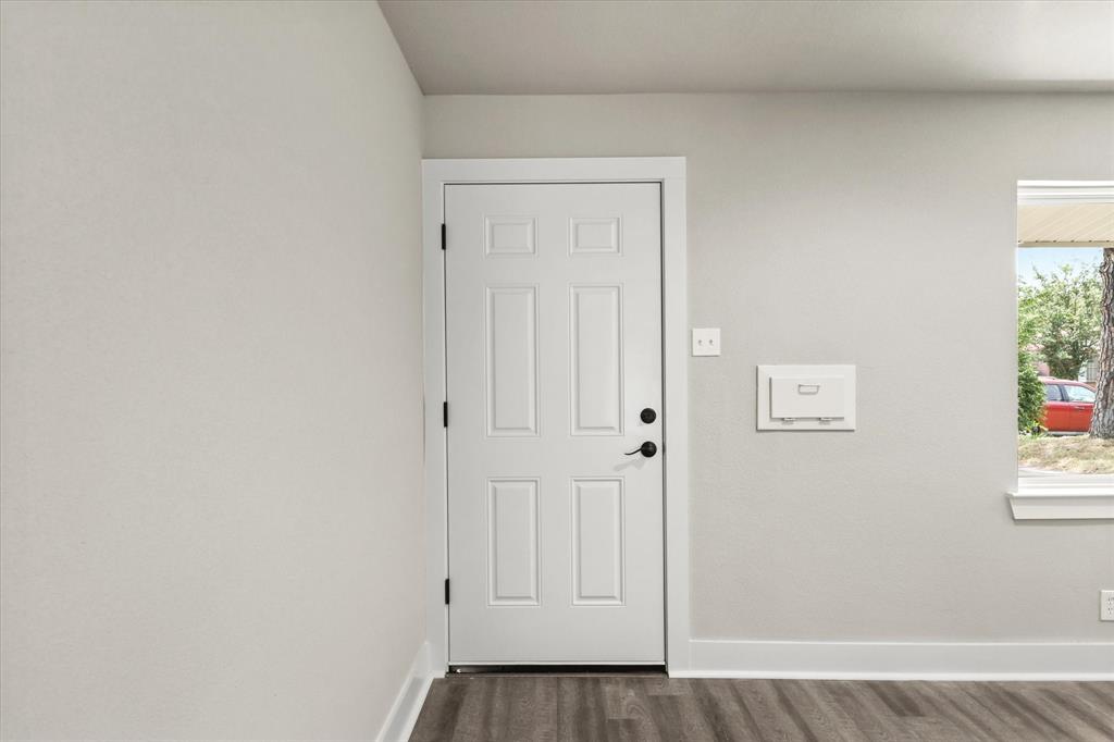 5629 Maceo Lane Fort Worth, TX 76112 - Photo 5 of 25 a view of an empty room and wooden floor