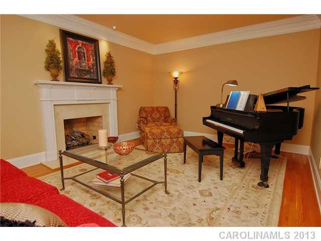 2331 Maynard Road Charlotte, NC 28270 - Photo 2 of 16 Gallery Image 2