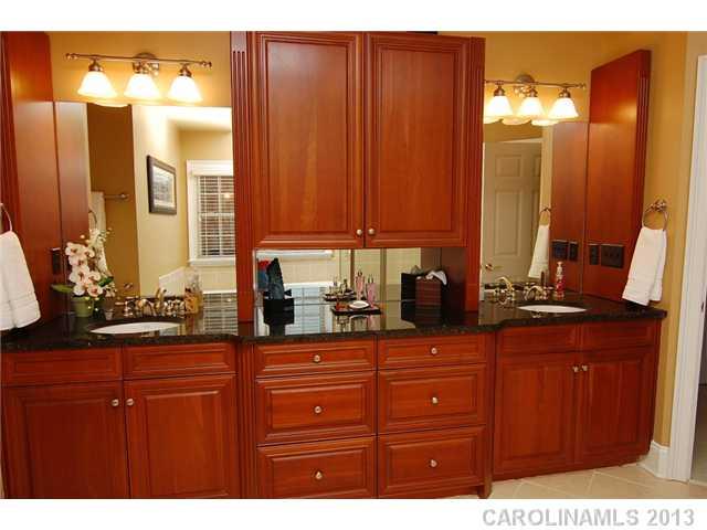 2331 Maynard Road Charlotte, NC 28270 - Photo 10 of 16 Gallery Image 10