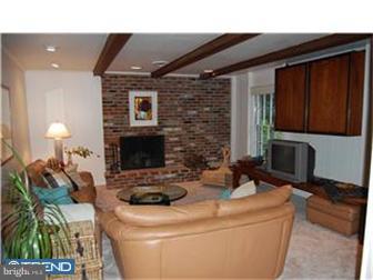 408 Warick Road Wynnewood, PA 19096 - Photo 7 of 9 Gallery Image 7