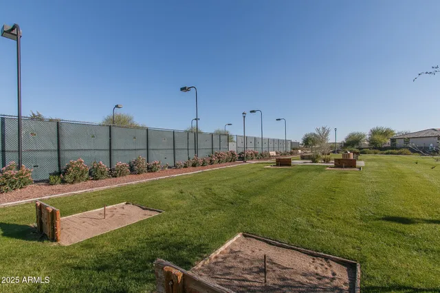 a view of a tennis court