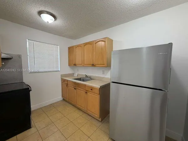 $1,550 | 1330 Northeast 127th Street, Unit 8, North Miami, FL 33161