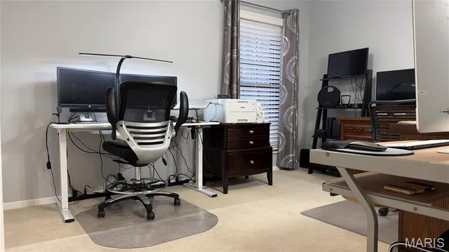 $184,900 | 5569 Baronridge Drive, Unit 10, St. Louis, MO 63129