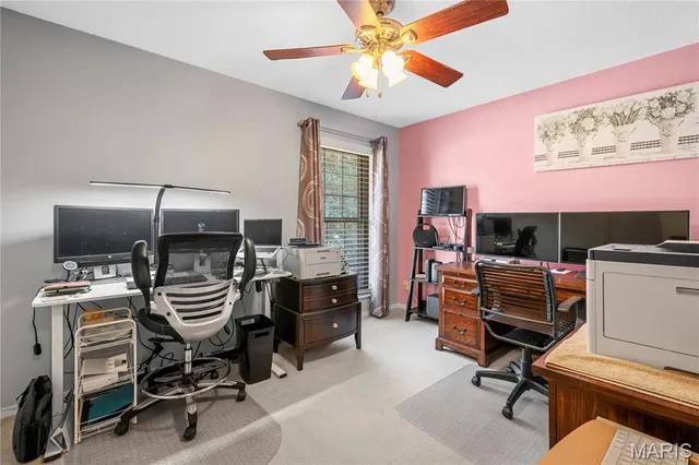 $190,000 | 5569 Baronridge Drive, Unit 10, St. Louis, MO 63129