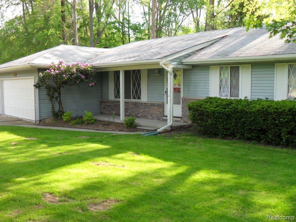 3770 State Road Fort Gratiot, MI 48059 - Photo 2 of 17 SDC10534.JPG