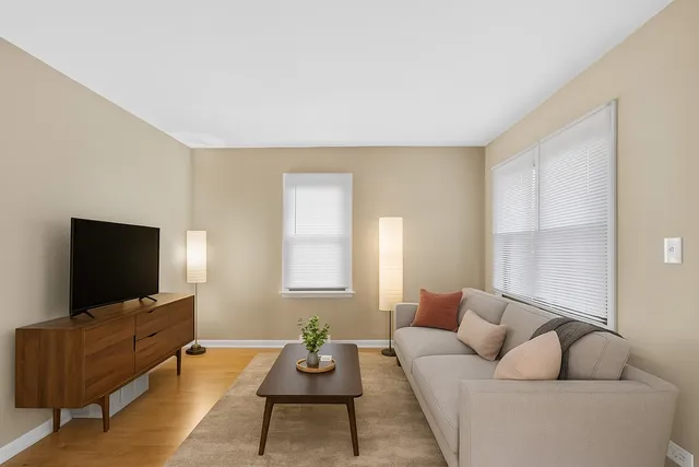 $210,000 | 1622 Melrose Avenue, Round Lake Beach, IL 60073