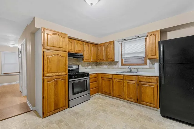 $210,000 | 1622 Melrose Avenue, Round Lake Beach, IL 60073