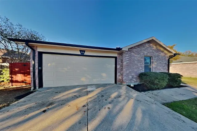 a front view of house with yard