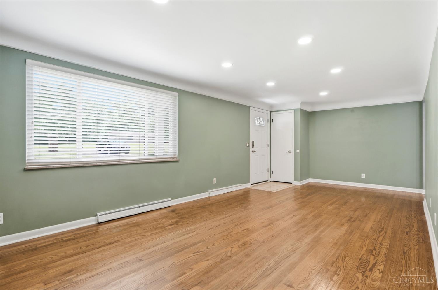3331 Mt Carmel Road Cincinnati, OH 45244 - Photo 10 of 53
