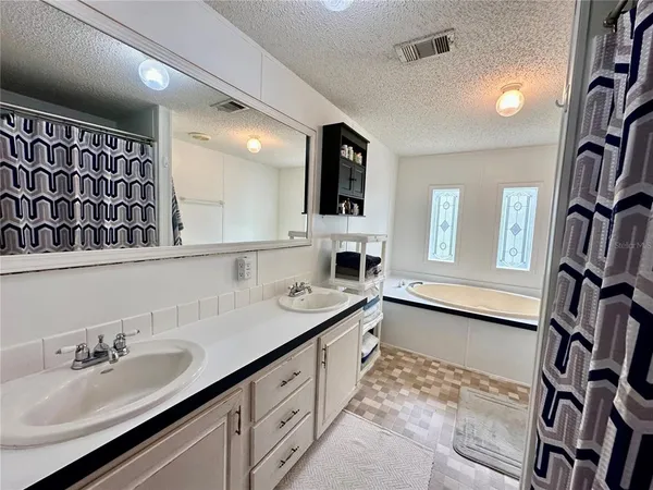 $359,000 | 56233 Water Oak Road, Astor, FL 32102