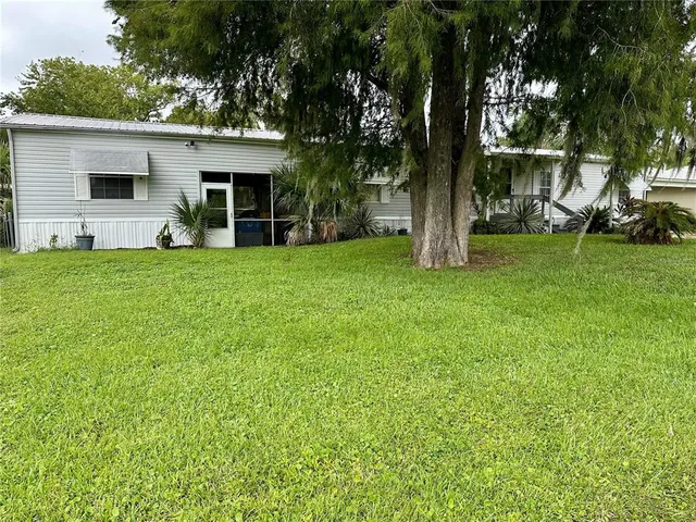 $359,000 | 56233 Water Oak Road, Astor, FL 32102