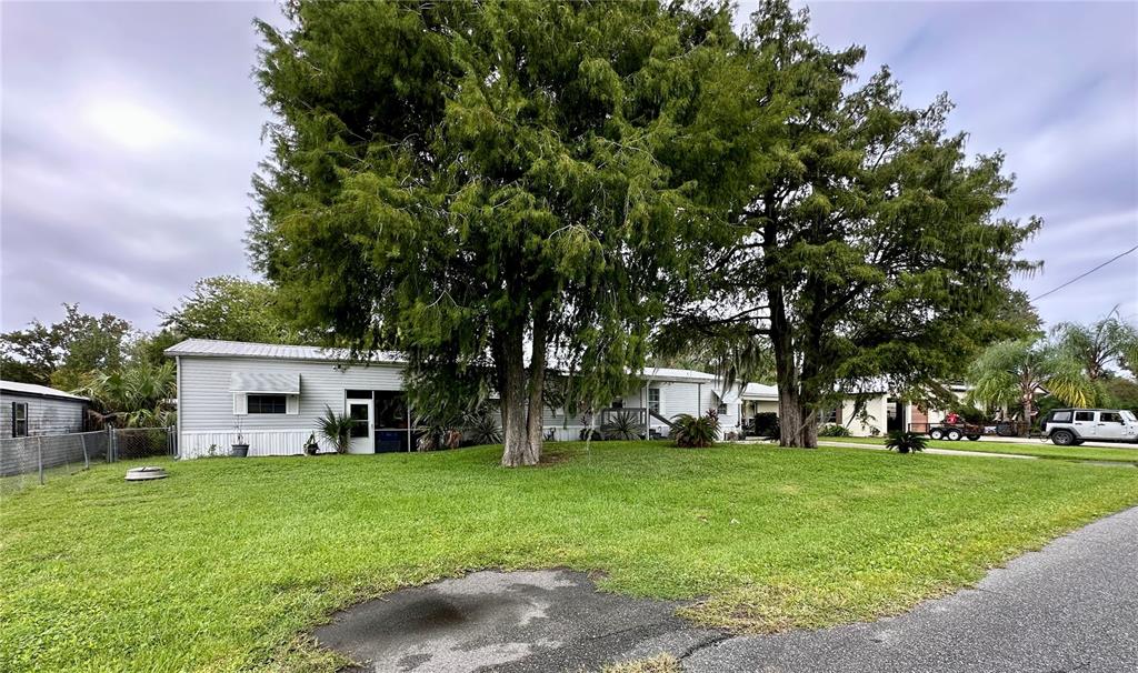 56233 Water Oak Road Astor, FL 32102 - Photo 33 of 50