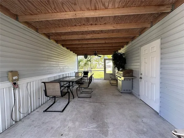 $359,000 | 56233 Water Oak Road, Astor, FL 32102