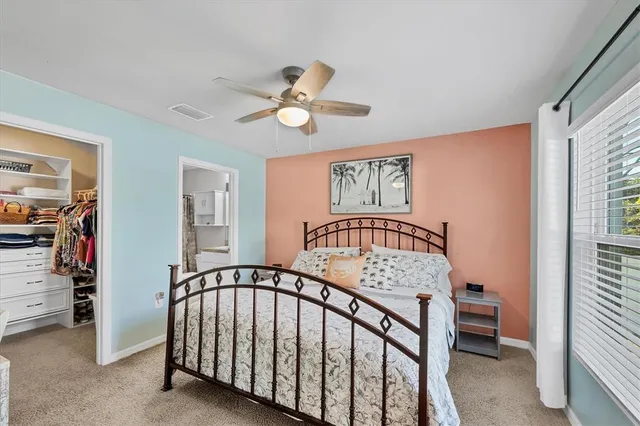 a view of entryway with a bedroom