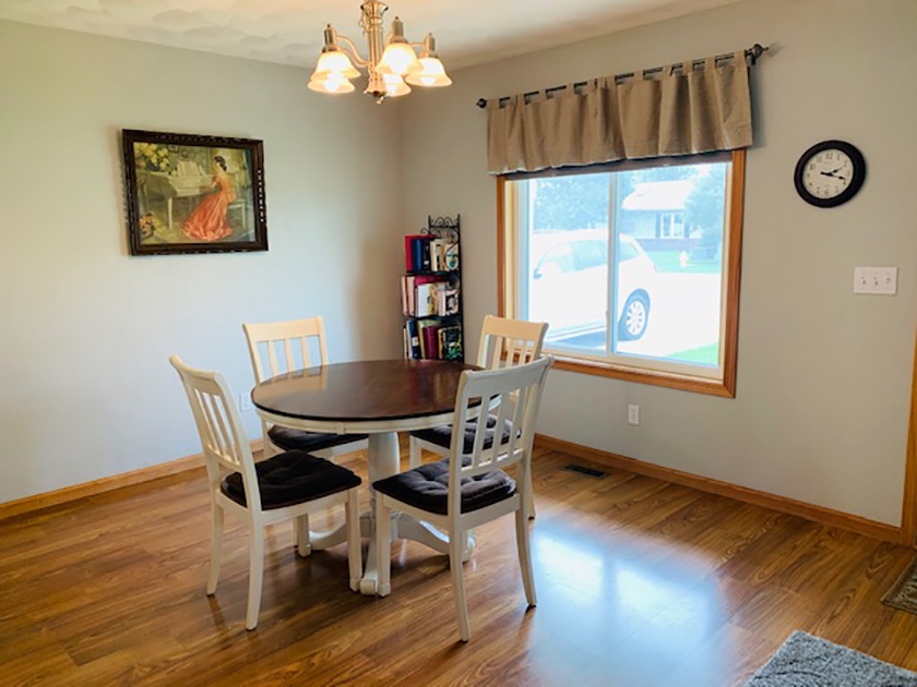 104 Comfort Way Washington, IL 61571 - Photo 12 of 32 Gallery Image 12