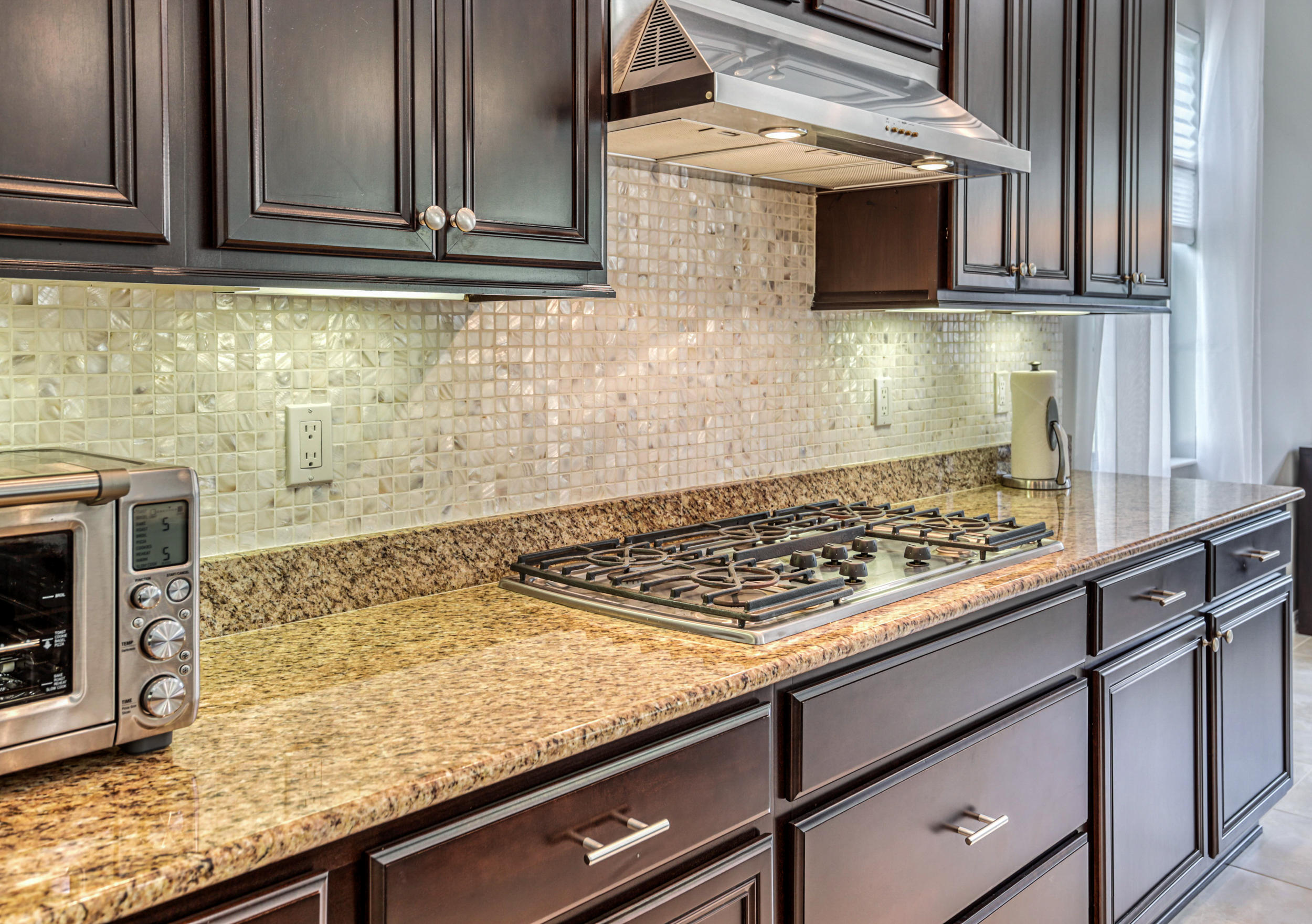 10375 Pisa Road Wellington, FL 33414 - Photo 18 of 79 gas cooktop