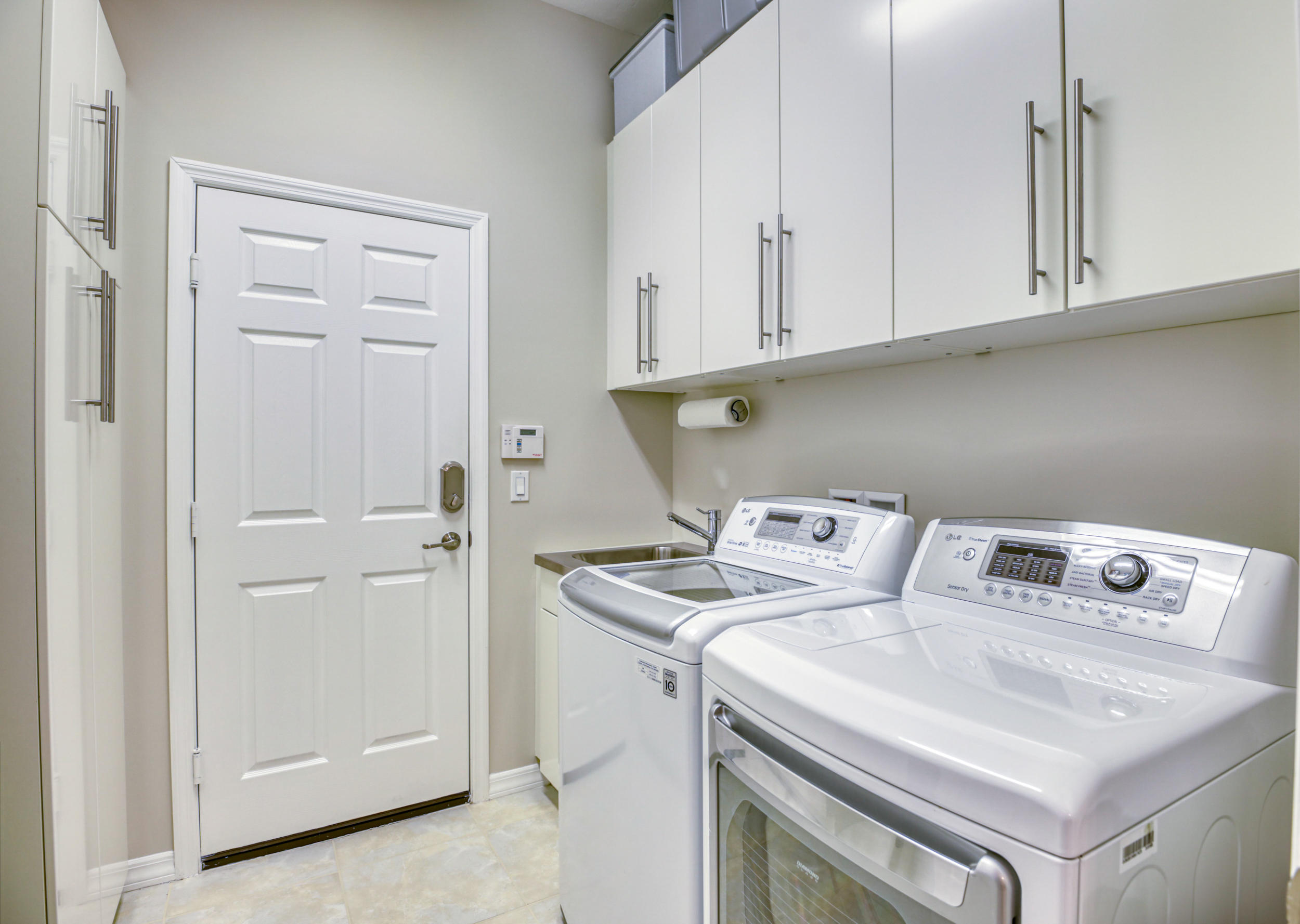 10375 Pisa Road Wellington, FL 33414 - Photo 32 of 79 utility room