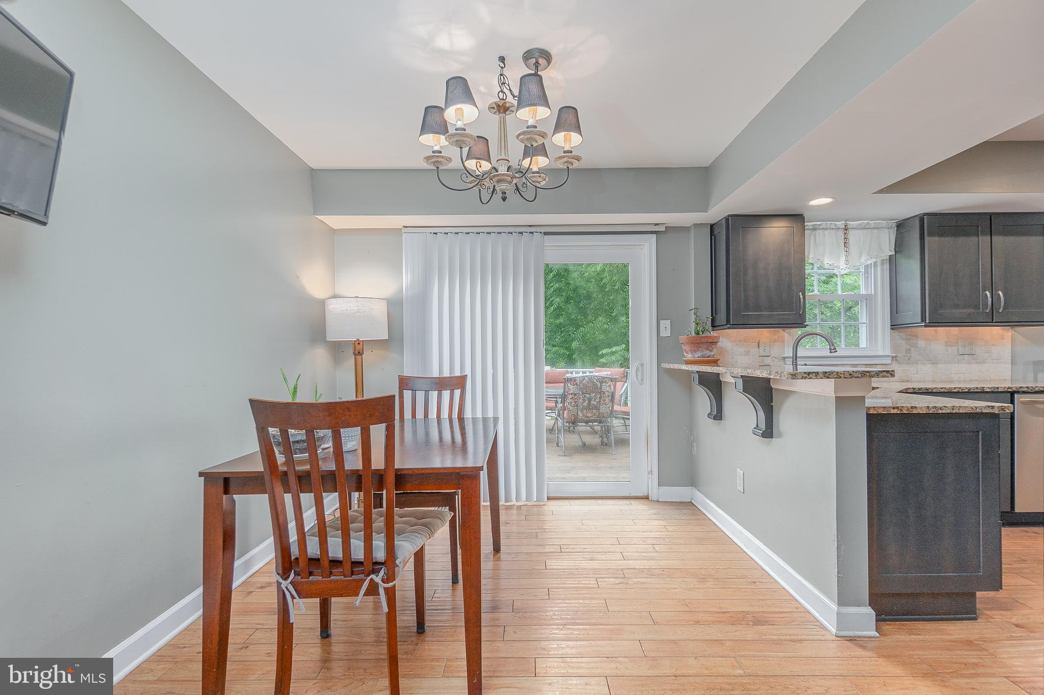 412 Windsor Circle Exton, PA 19341 - Photo 11 of 49 Dining Room