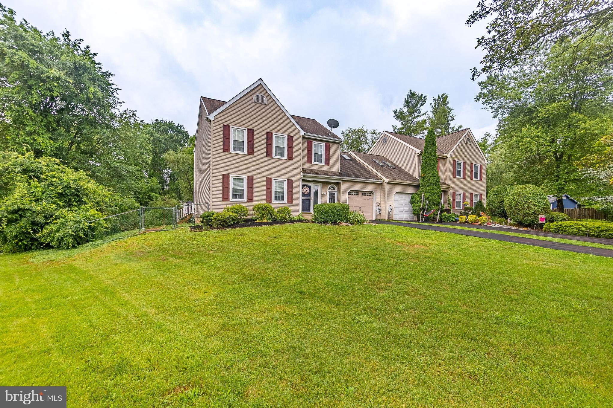 412 Windsor Circle Exton, PA 19341 - Photo 2 of 49 Gallery Image 2
