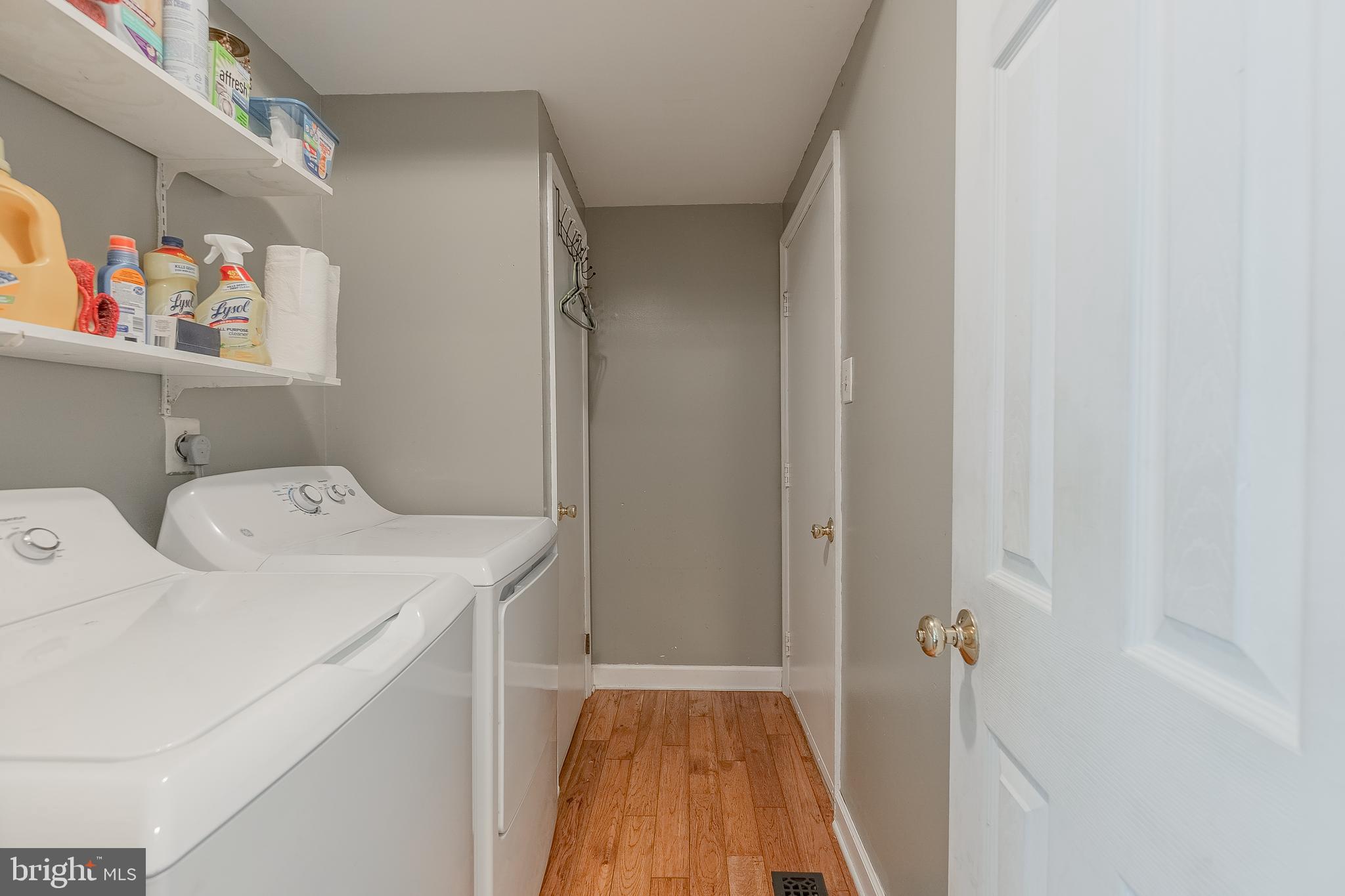 412 Windsor Circle Exton, PA 19341 - Photo 23 of 49 Main Level - Laundry Room