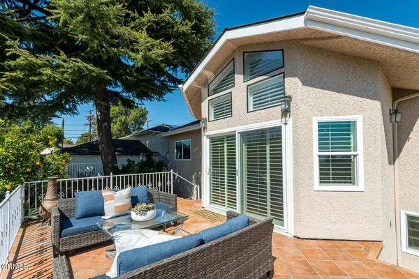 $1,850,000 | 3550 Santa Carlotta Street, Glendale, CA 91214