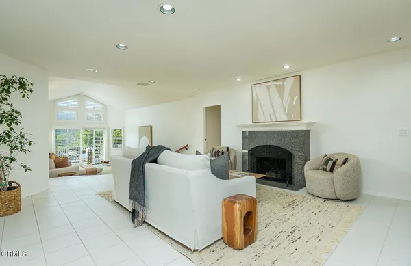 $1,850,000 | 3550 Santa Carlotta Street, Glendale, CA 91214