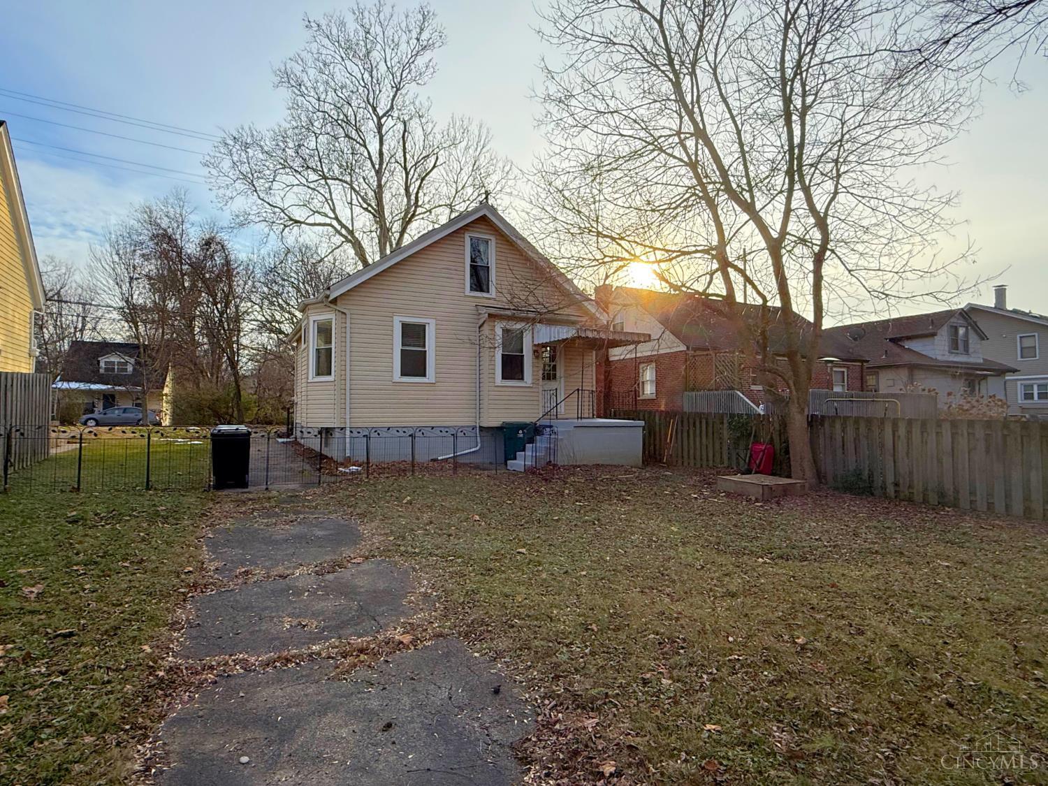 6518 Roe Street Cincinnati, OH 45227 - Photo 36 of 43 Gallery Image 36