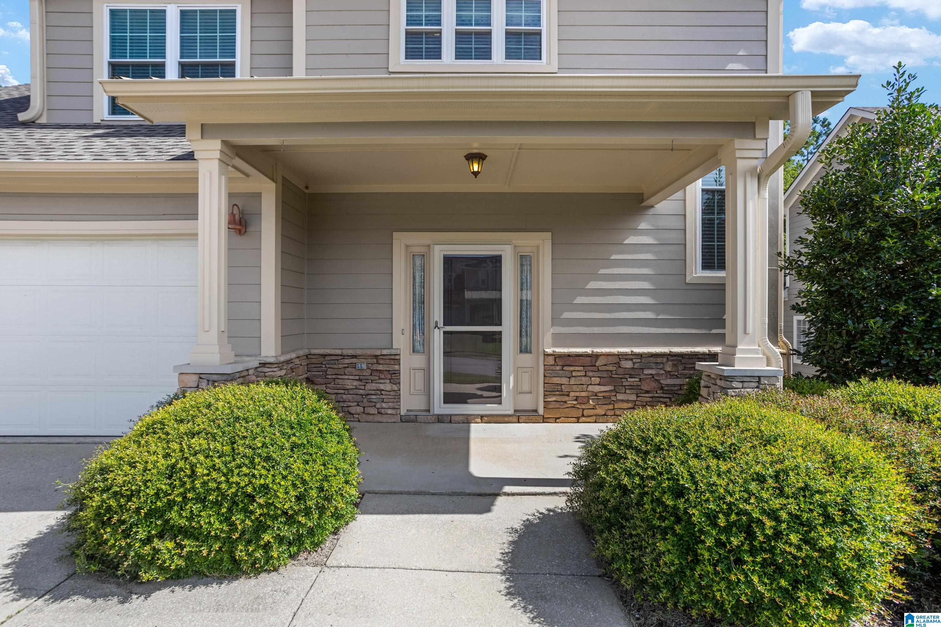 218 Nottingham Drive Calera, AL 35040 - Photo 2 of 53