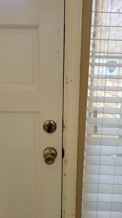 2400 Spillway Circle Frisco, TX 75036 - Photo 3 of 21 a bathroom with a shower