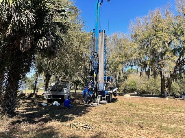 25800 Washington Street Astatula, FL 34705 - Photo 12 of 14 a view of a park with trees