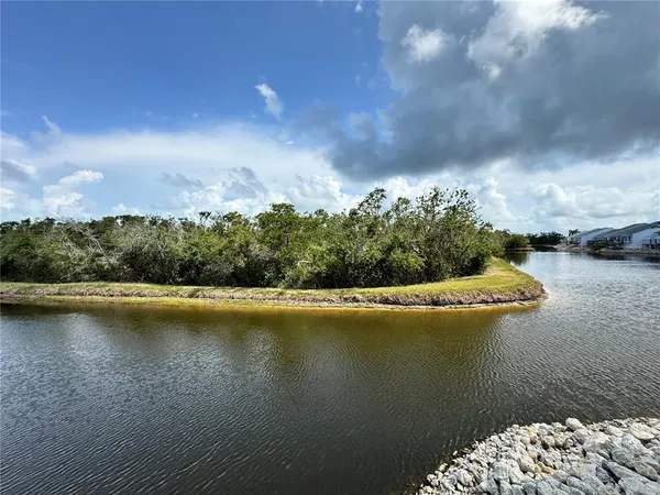 $2,500 | 1304 Perico Point Circle, Bradenton, FL 34209
