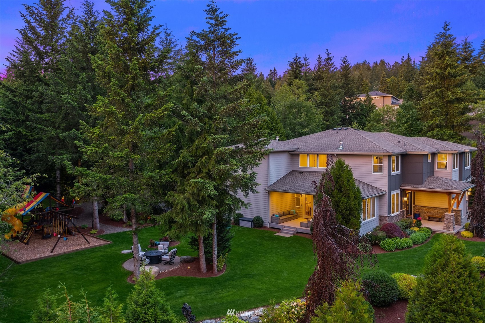 5629 196th Street Southeast Bothell, WA 98012 - Photo 3 of 40 Gallery Image 3