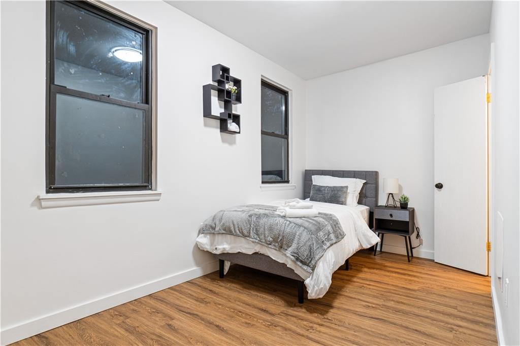 525 Alpine Avenue Pittsburgh, PA 15212 - Photo 23 of 26 And here's the second bedroom.