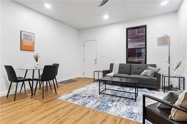 $1,800 | 525 Alpine Avenue, Pittsburgh, PA 15212