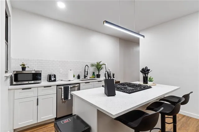 $1,800 | 525 Alpine Avenue, Pittsburgh, PA 15212