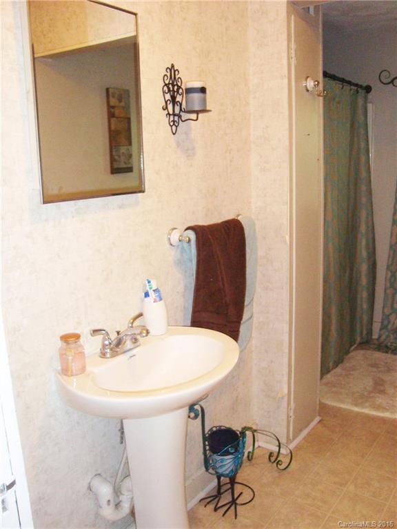 408 South Ridge Street, Unit 1520 Dallas, NC 28034 - Photo 14 of 15 Gallery Image 14