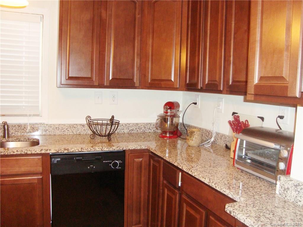 408 South Ridge Street, Unit 1520 Dallas, NC 28034 - Photo 5 of 15 Gallery Image 5