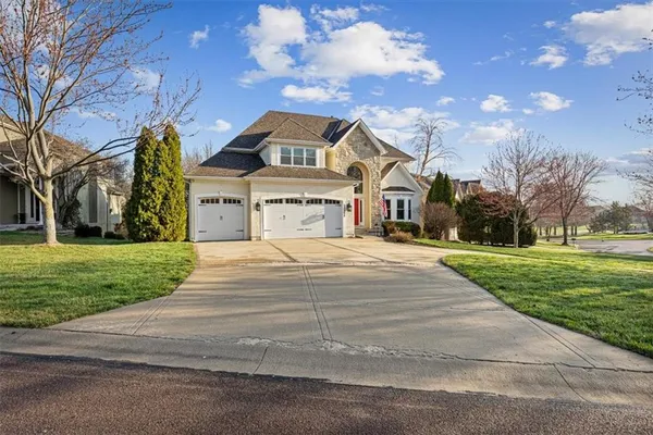 $765,000 | 10908 West 144th Street, Overland Park, KS 66221