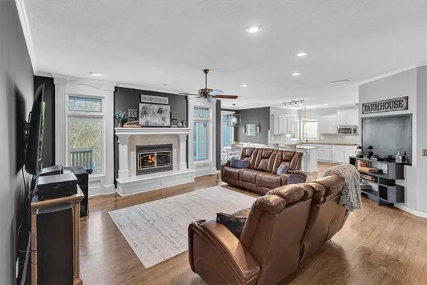 $765,000 | 10908 West 144th Street, Overland Park, KS 66221