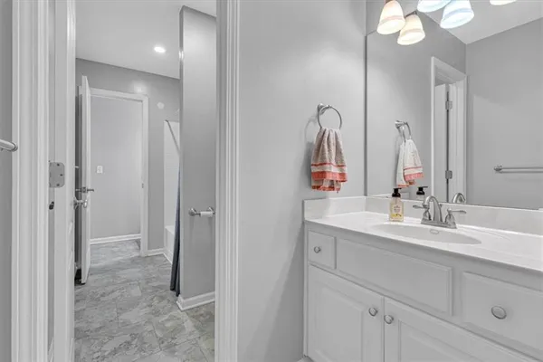 $765,000 | 10908 West 144th Street, Overland Park, KS 66221