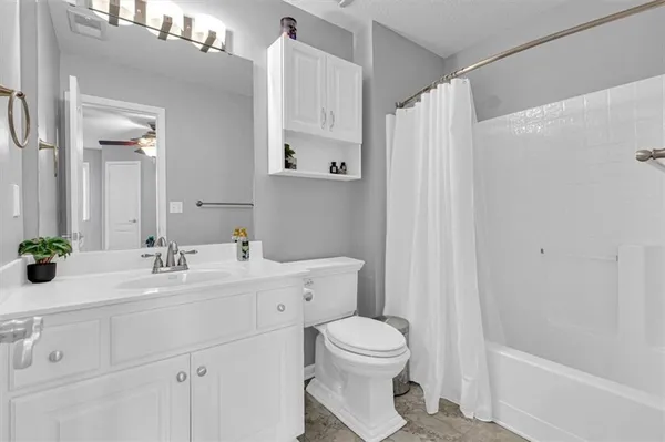 $765,000 | 10908 West 144th Street, Overland Park, KS 66221