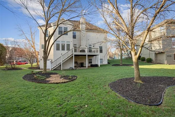 $765,000 | 10908 West 144th Street, Overland Park, KS 66221